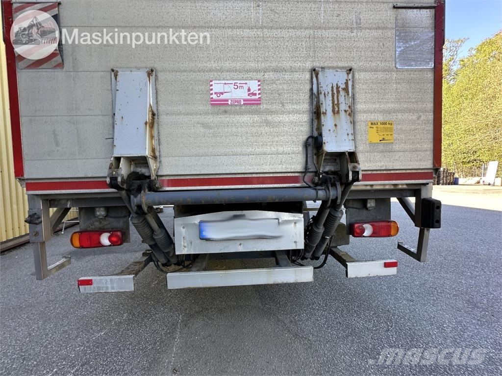 Volvo FL 冷藏车