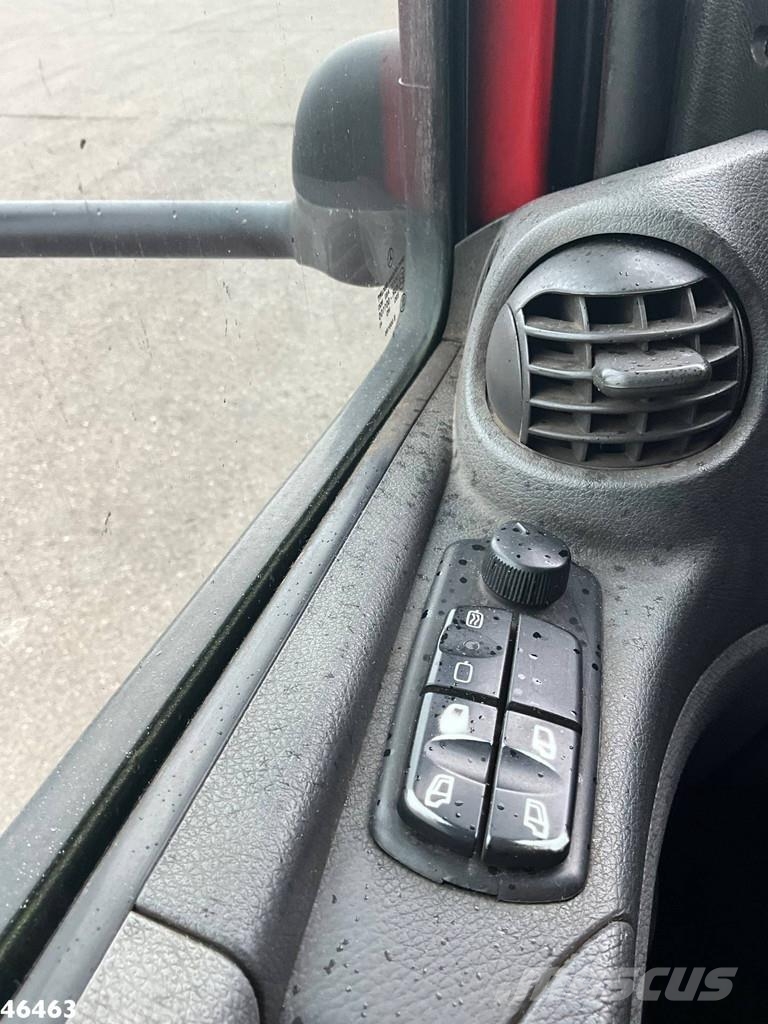 Mercedes-Benz AXOR 1824 Hiab 12 Tonmeter laadkraan Всъдеходни кранове