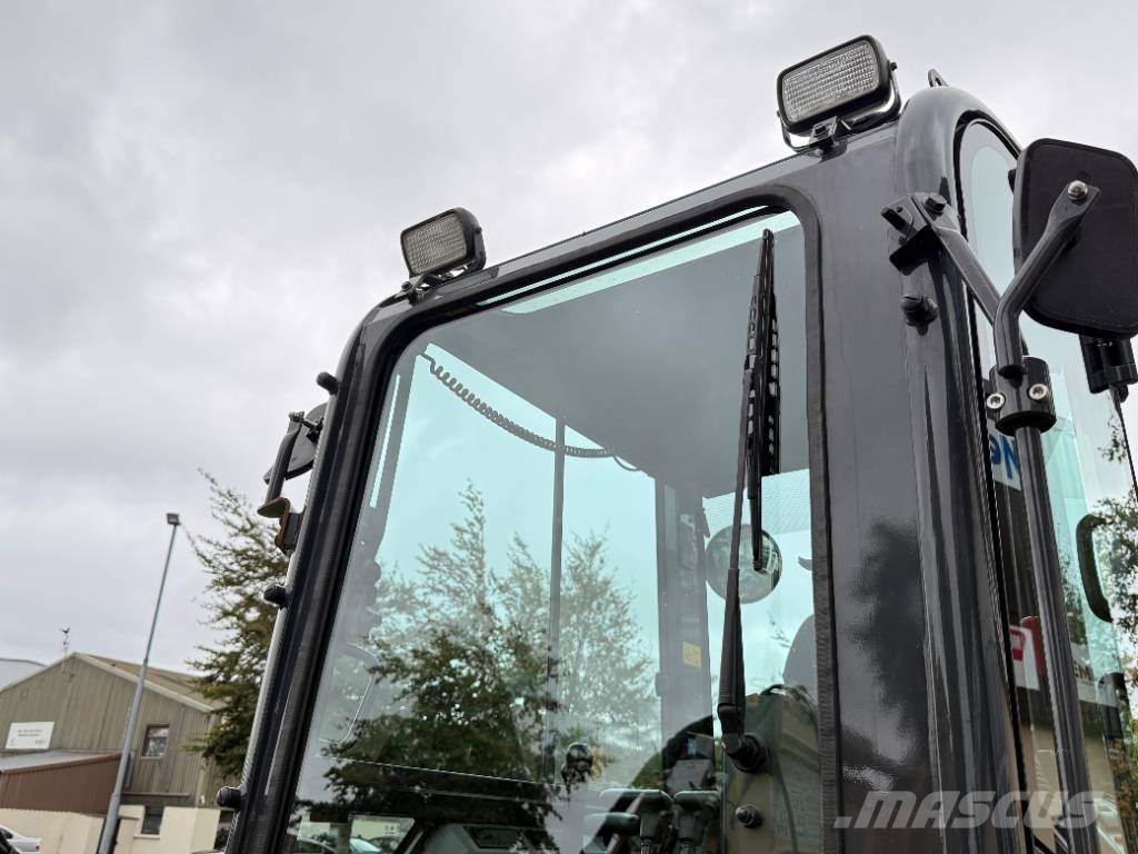 Komatsu PC 26 MR-5 Mini bagri <7t