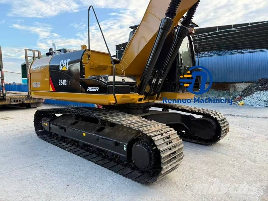 CAT 324D2L Raupenbagger