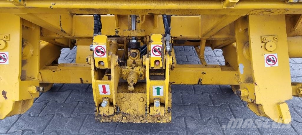 Spring installation machine | Rail clip installer Održavanje železničkih pruga