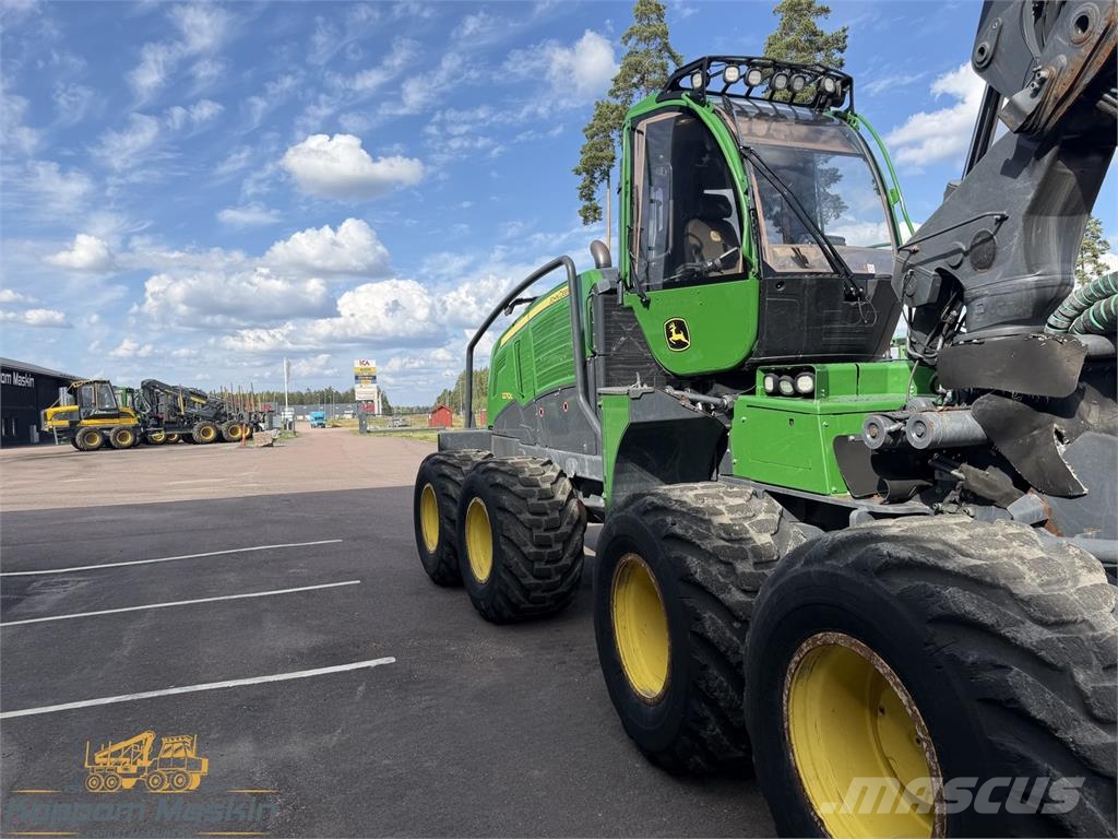 John Deere 1270G Harvesters