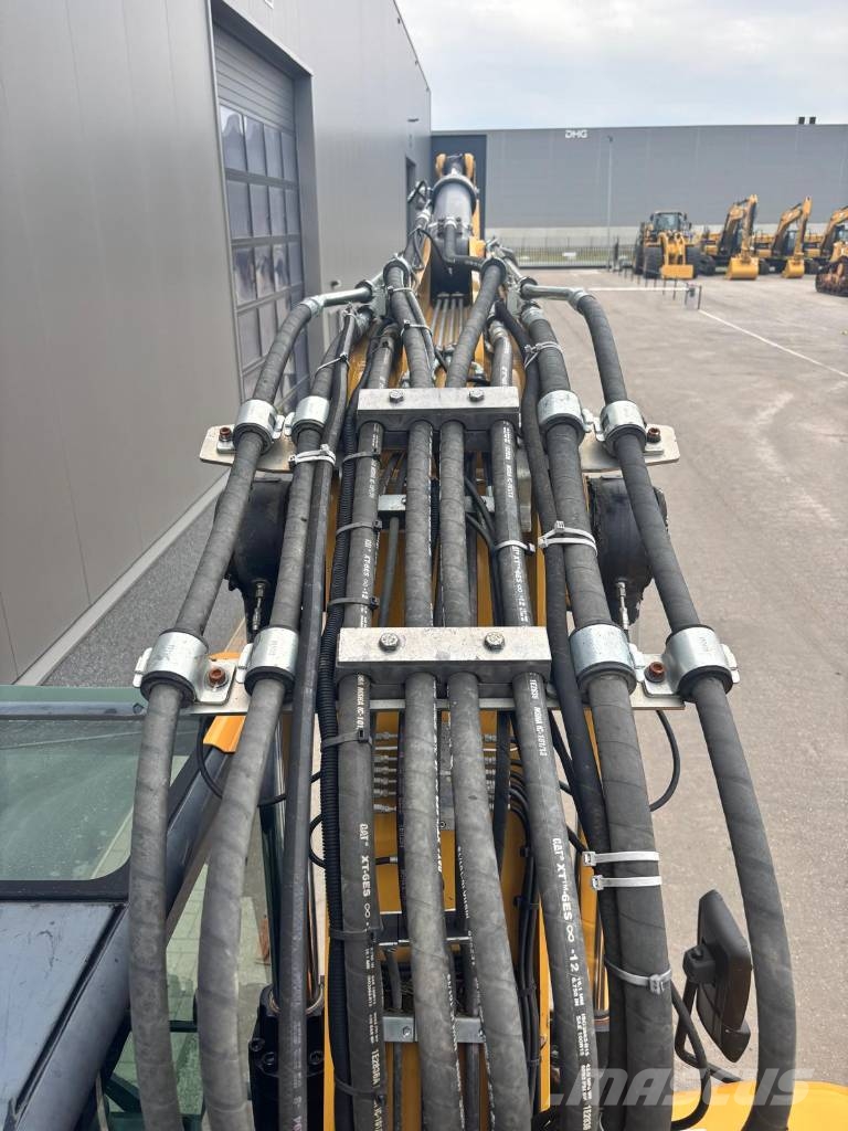 CAT M 318 F Mobilbagger
