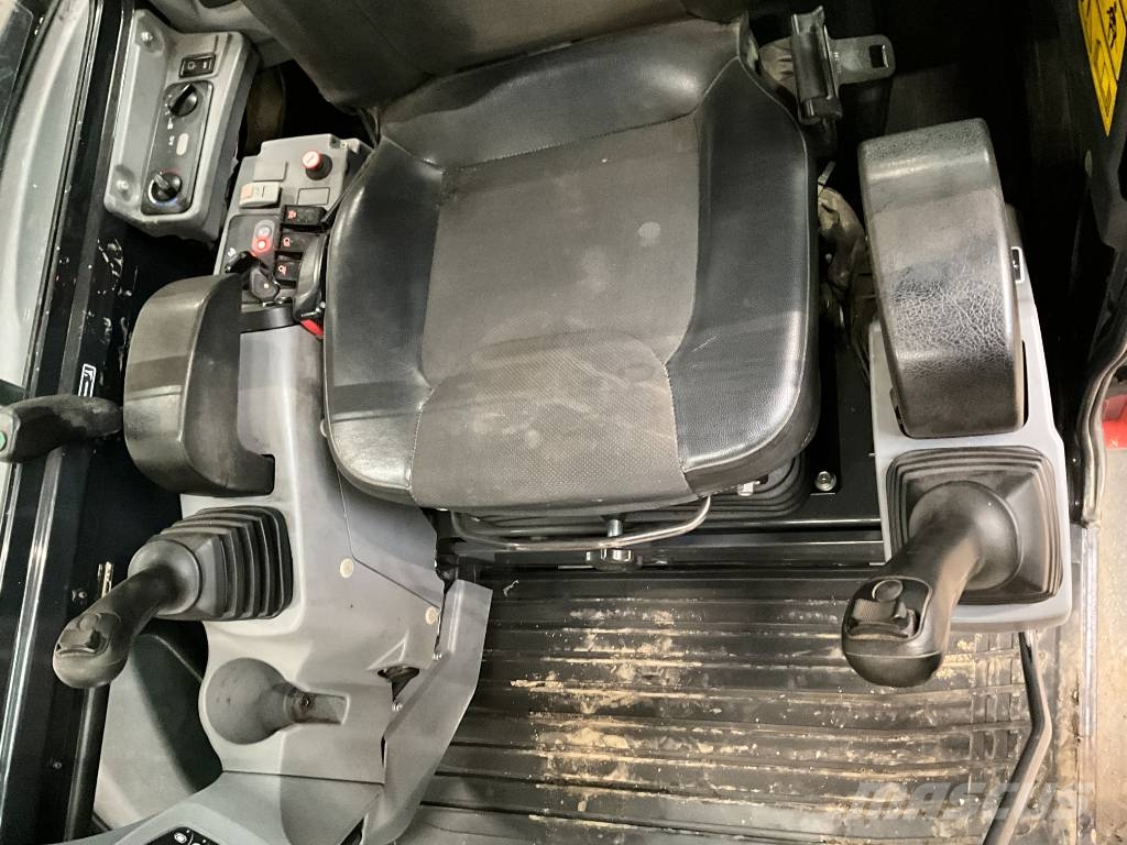 Kubota KX 057-4 حفارات صغيرة أقل من 7 طن (حفارات صغيرة)