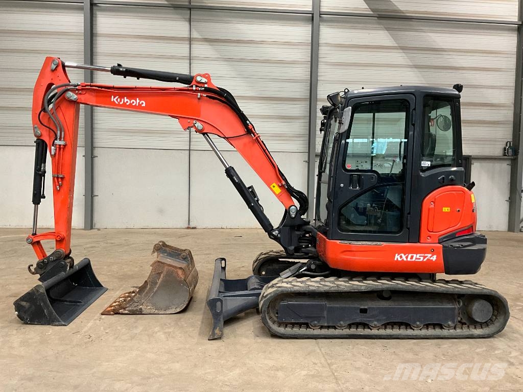 Kubota KX 057-4 حفارات صغيرة أقل من 7 طن (حفارات صغيرة)