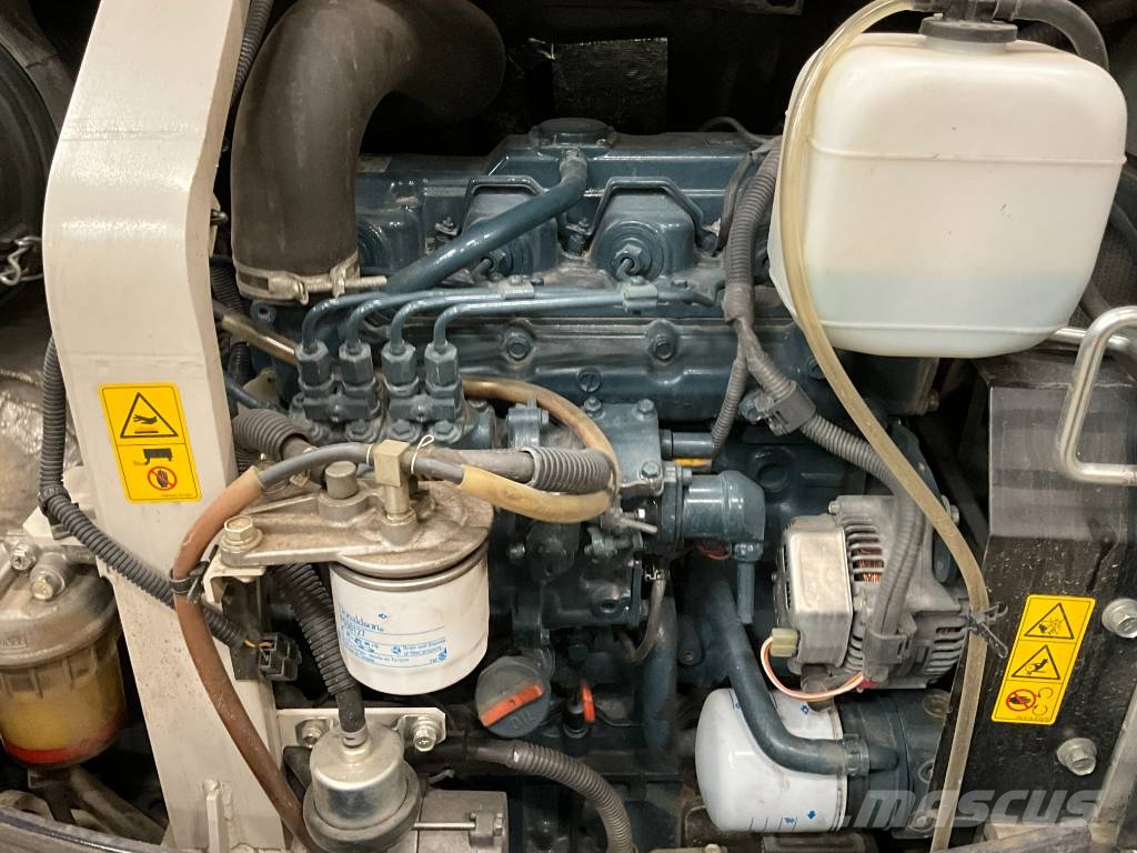 Kubota KX 057-4 حفارات صغيرة أقل من 7 طن (حفارات صغيرة)