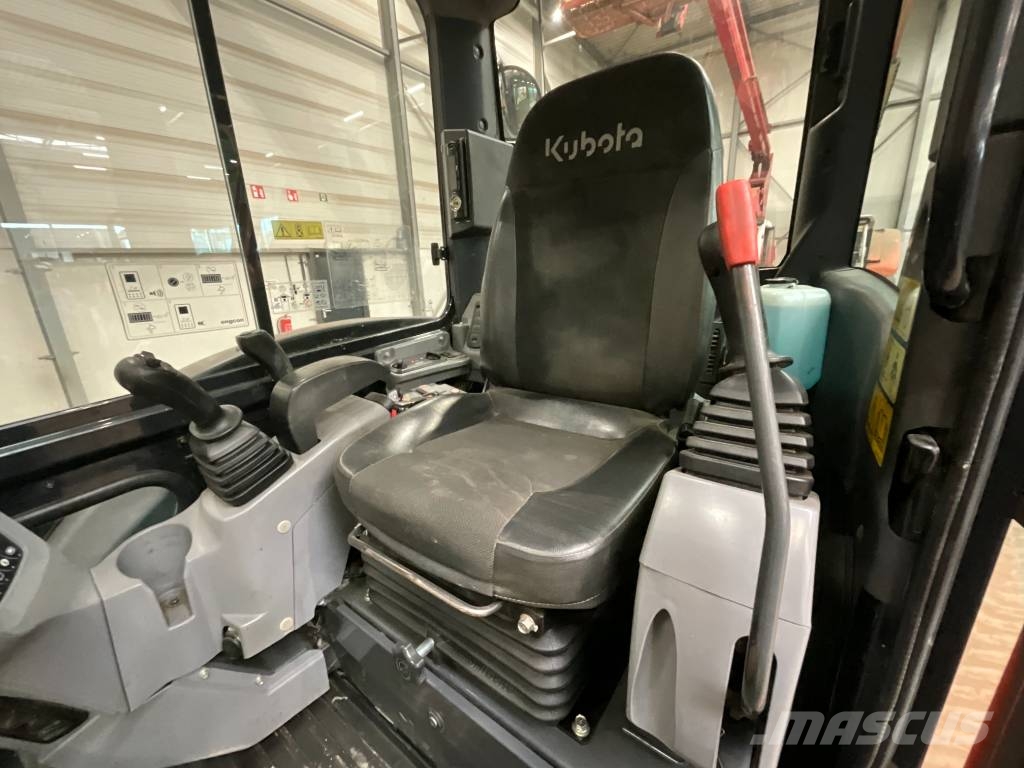 Kubota KX 057-4 حفارات صغيرة أقل من 7 طن (حفارات صغيرة)