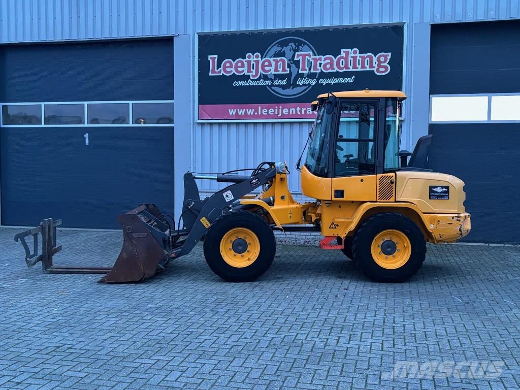 Volvo L30G wheelloader, 2017 year, bucket + forks !! Naudoti ratiniai krautuvai