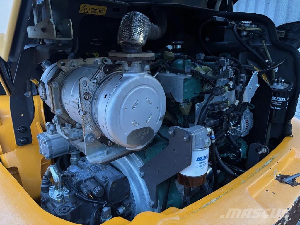 Volvo L30G wheelloader, 2017 year, bucket + forks !! Naudoti ratiniai krautuvai