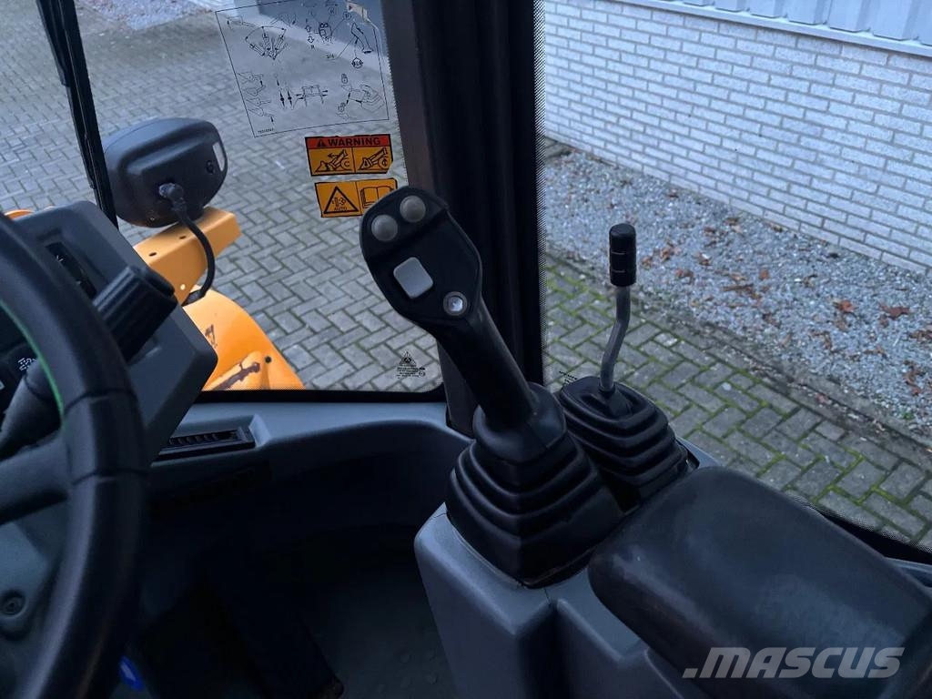 Volvo L30G wheelloader, 2017 year, bucket + forks !! Naudoti ratiniai krautuvai