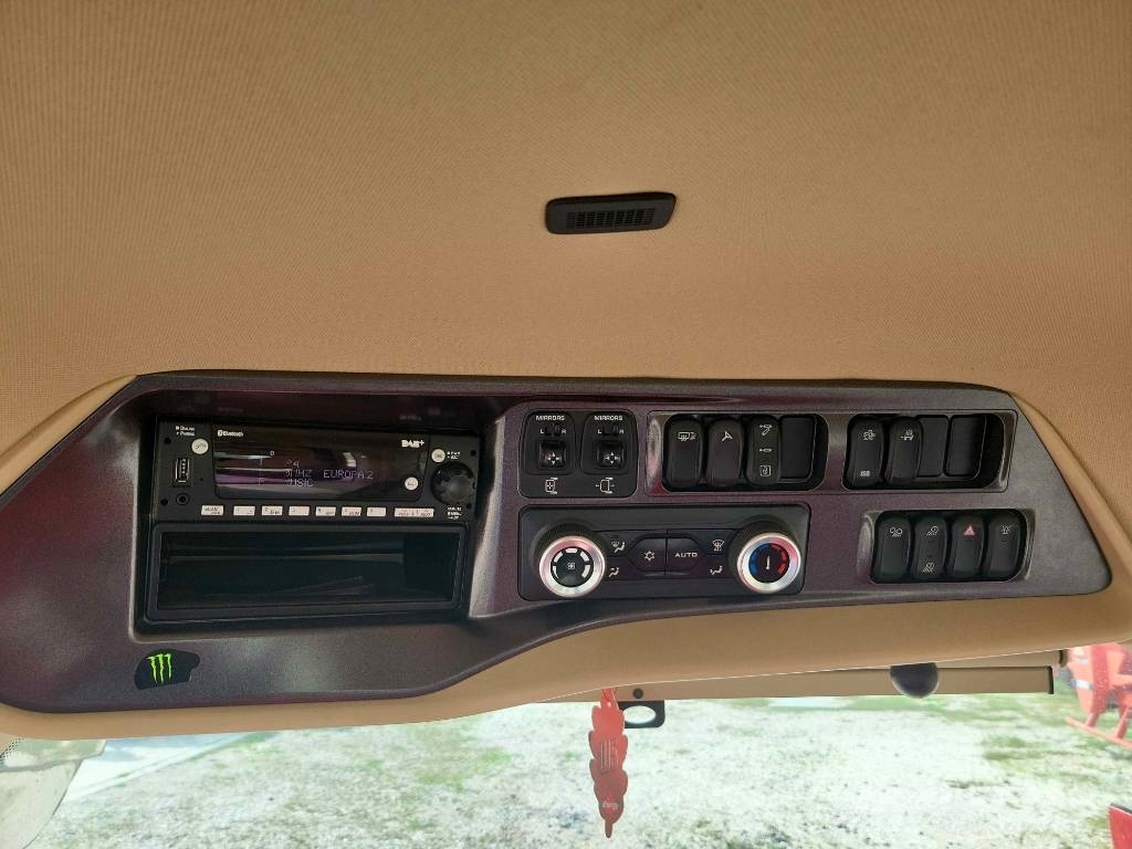 Case IH Magnum 400 الجرارات