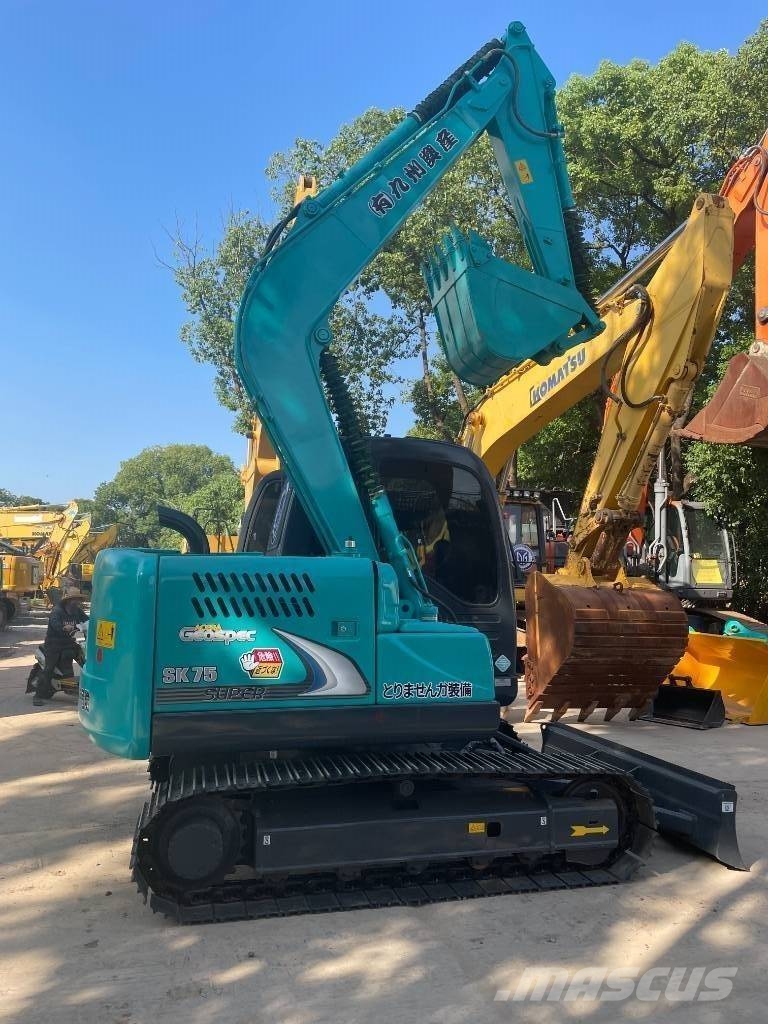 Kobelco SK 75 Excavatoare pe șenile
