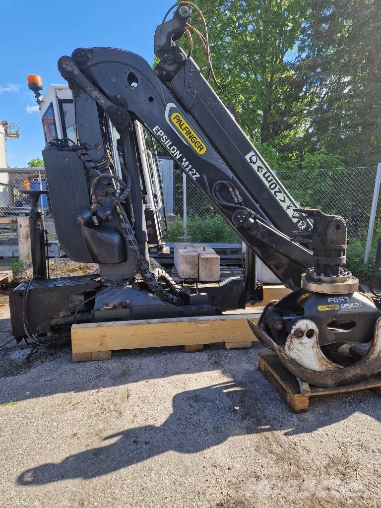 Epsilon M12 Z 105 CAH Timber cranes