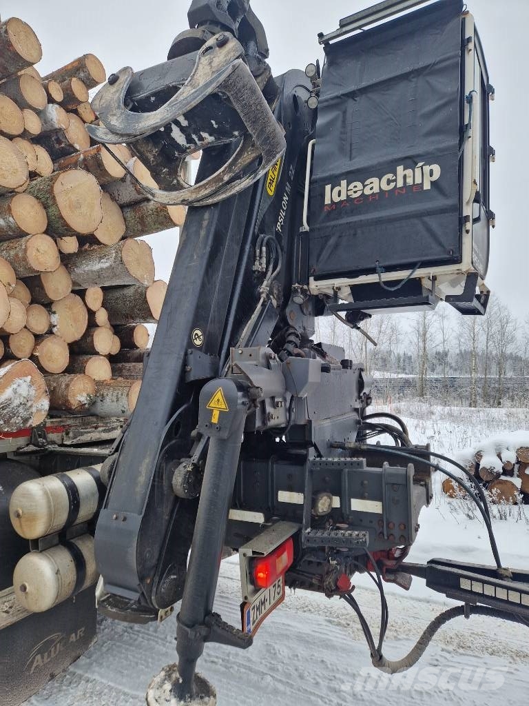 Epsilon M12 Z 105 CAH Timber cranes