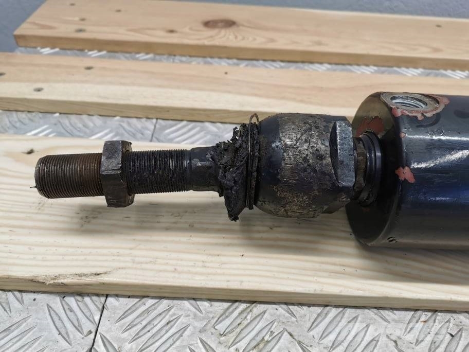 New Holland LM 5080 piston turning front Hidraulikos įrenginiai