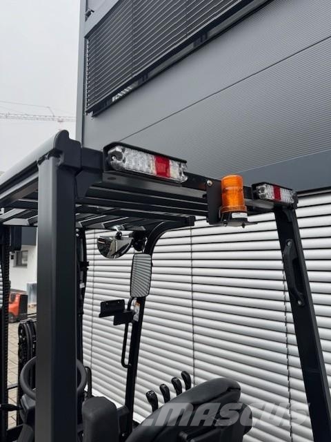 Bobcat B15T-7 Plus Elektrikli forkliftler