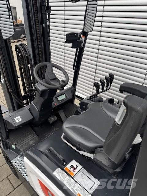 Bobcat B15T-7 Plus Elektrikli forkliftler