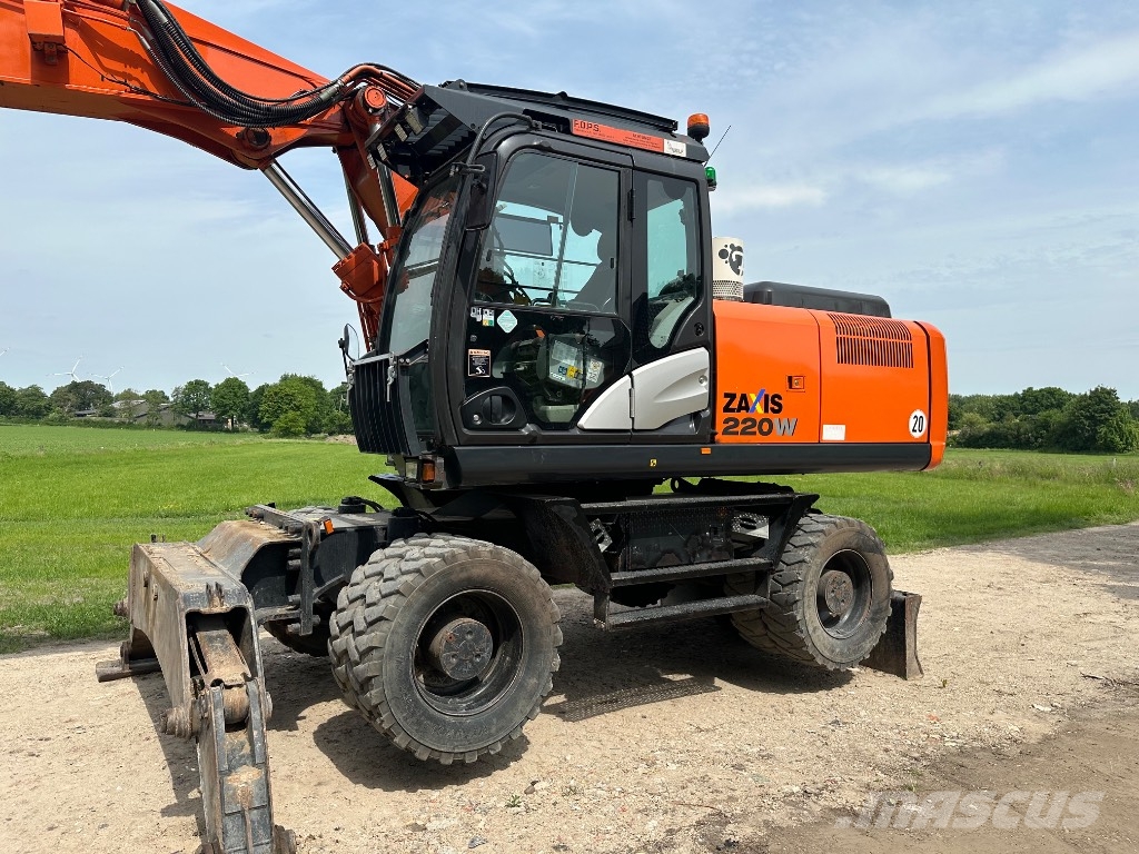 Hitachi OQ 70/55 ZX220W-5B Mobilbagger 旋轉式挖土機/掘鑿機/挖掘機