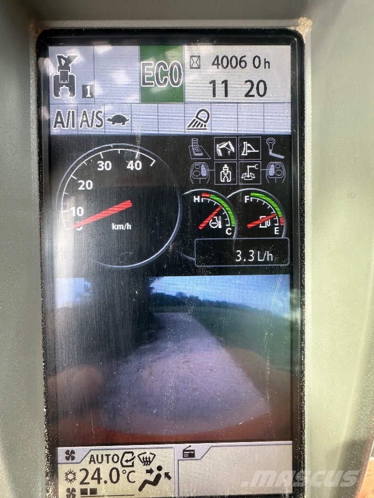 Hitachi OQ 70/55 ZX220W-5B Mobilbagger 旋轉式挖土機/掘鑿機/挖掘機