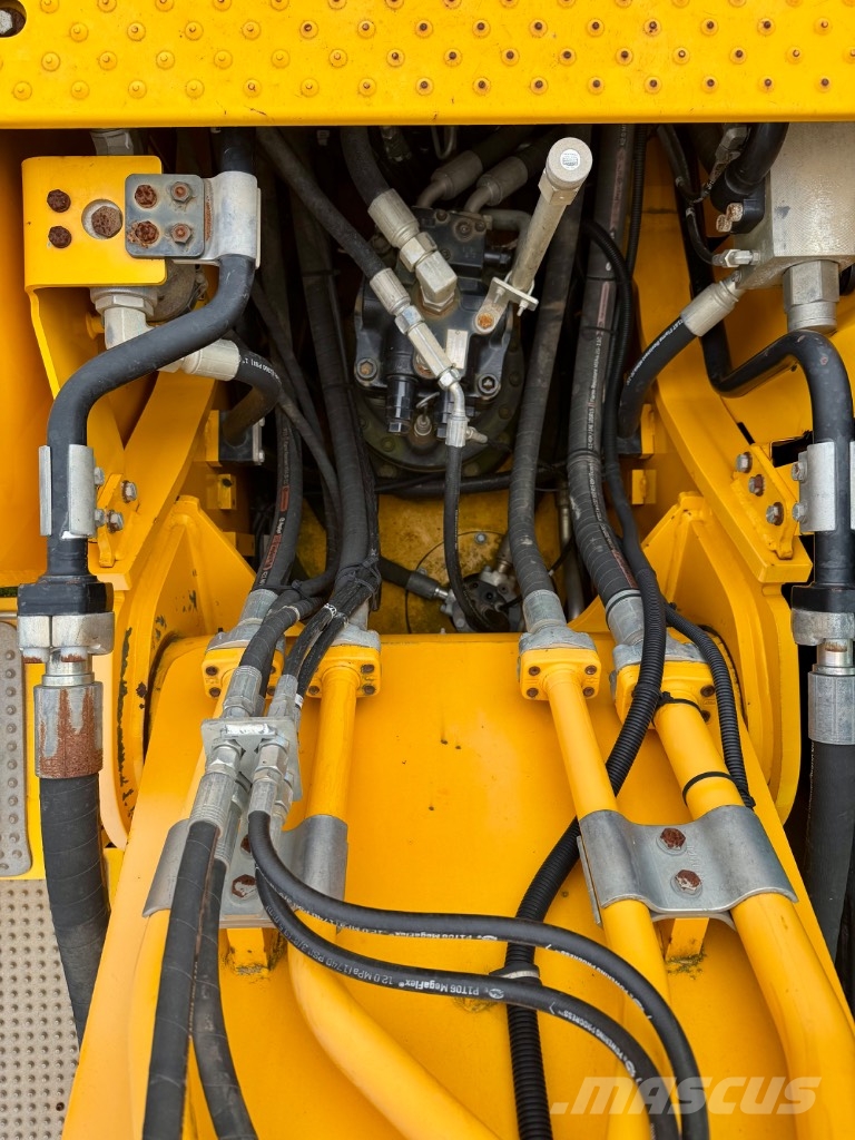 JCB 220 XL 4F 大型油圧ショベル12t以上（パワーショベル・ユンボ）