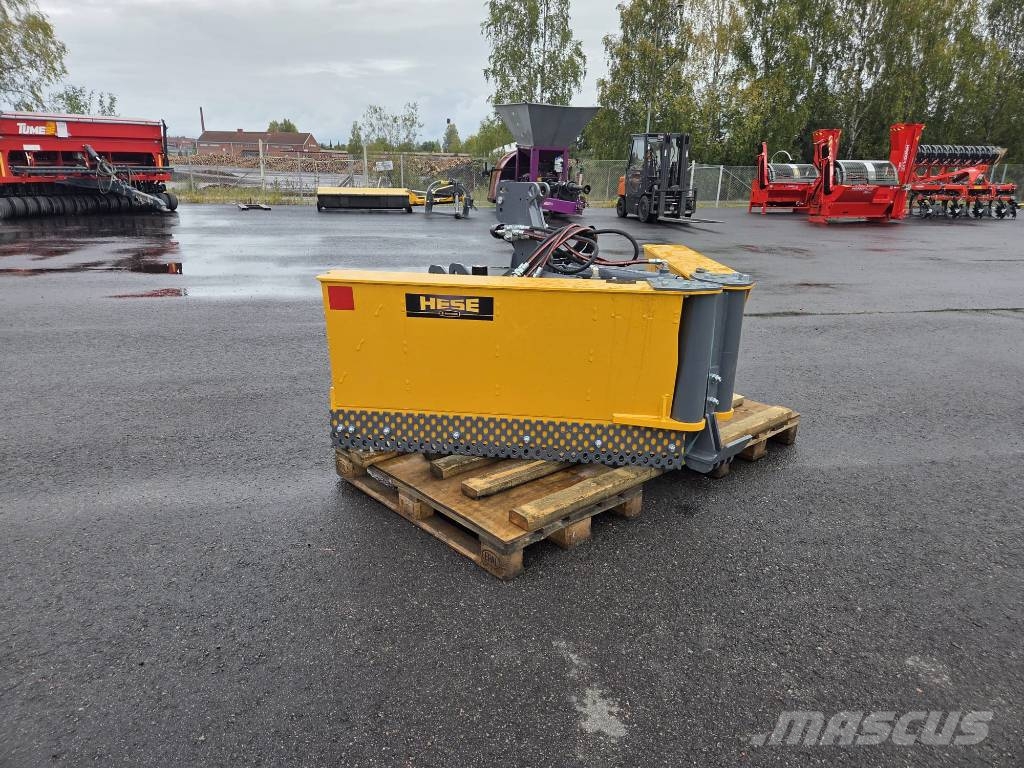 Hese 100-32 Veiskraper