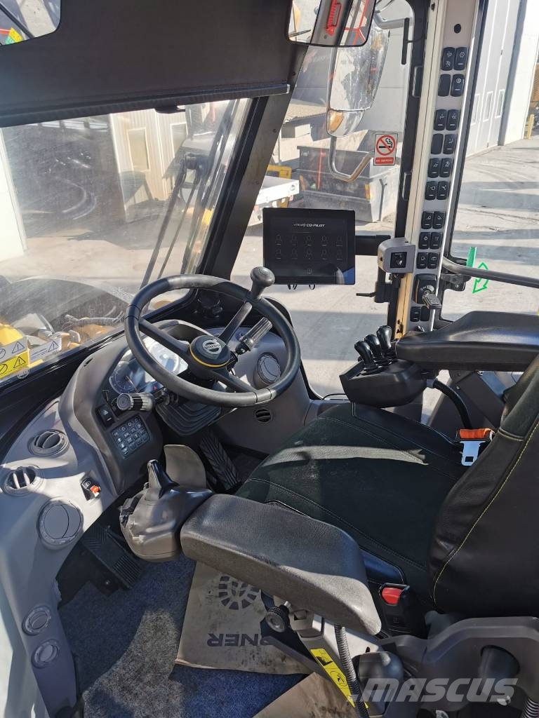 Volvo L 260 H Wielladers