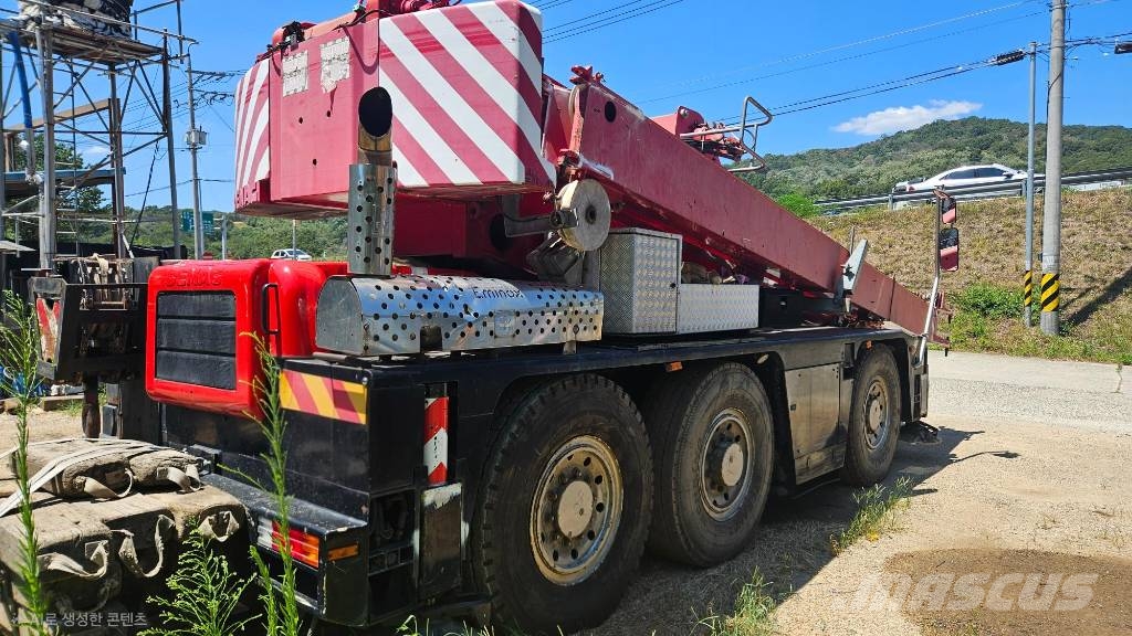 Demag AC 40 City Mobiilinosturit