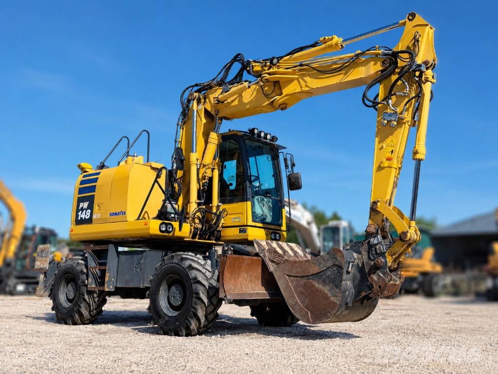 Komatsu PW 148-10 حفارات بعجل