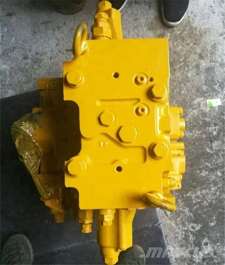Komatsu PC220-8 Control Valve 723-47-23203 Transmisiones