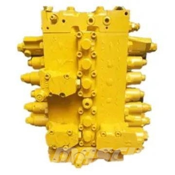 Komatsu PC220-8 Control Valve 723-47-23203 Transmisiones