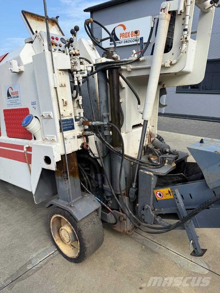 Wirtgen W 500 アスファルトコールドミリングマシーン