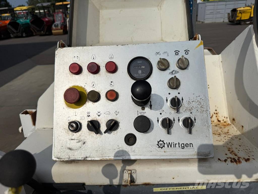 Wirtgen W 500 アスファルトコールドミリングマシーン