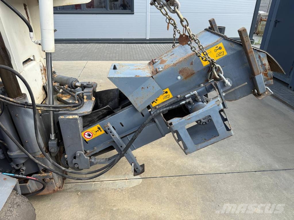 Wirtgen W 500 アスファルトコールドミリングマシーン