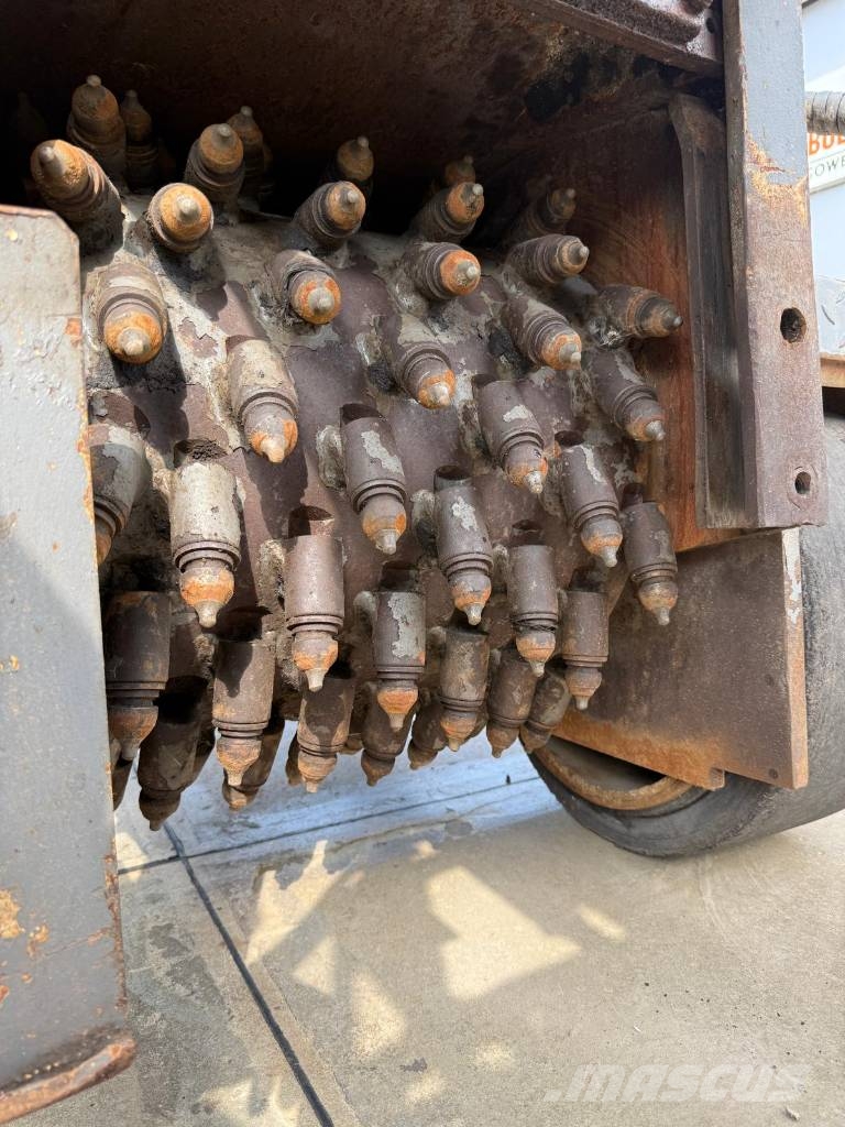 Wirtgen W 500 アスファルトコールドミリングマシーン