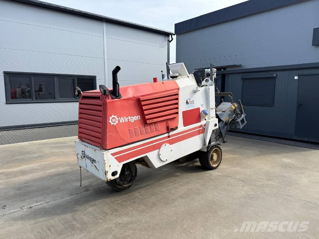 Wirtgen W 500 アスファルトコールドミリングマシーン