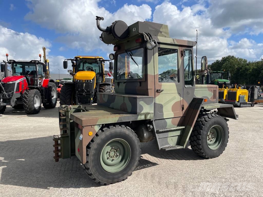 Mercedes-Benz MB Trac 440 Tractoren