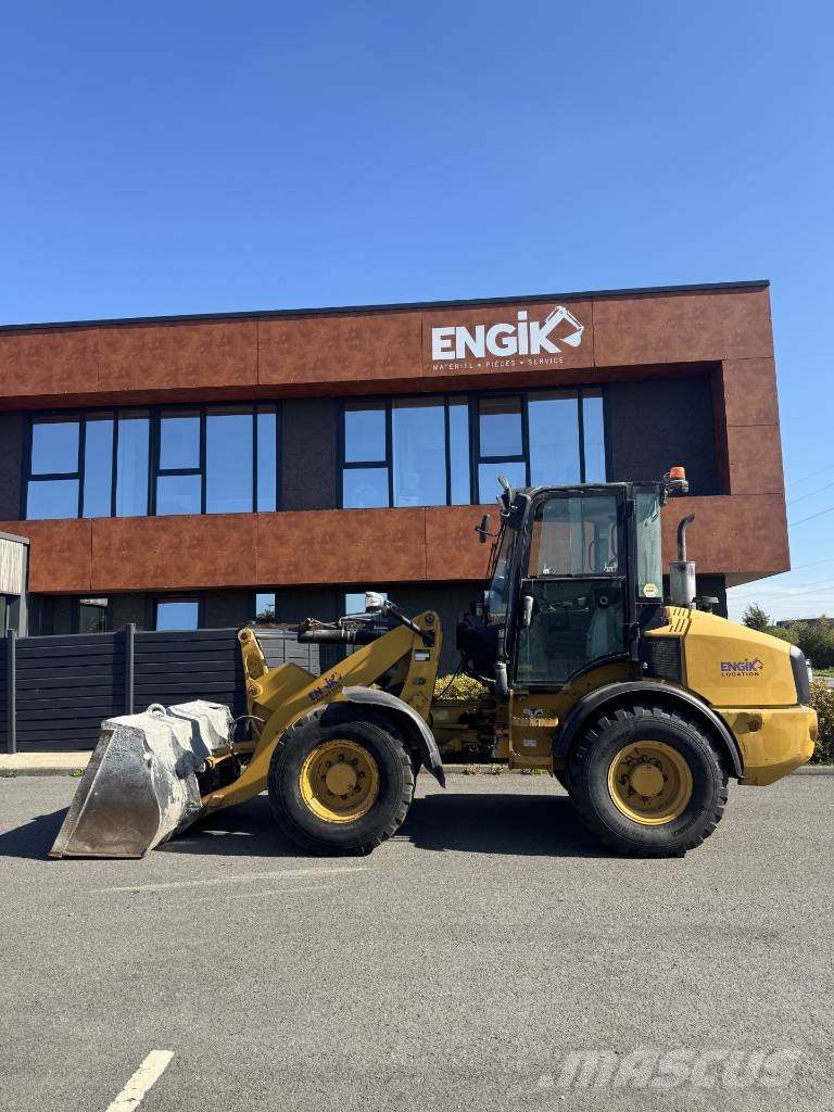 CAT 908 H 2 Kolové nakladače