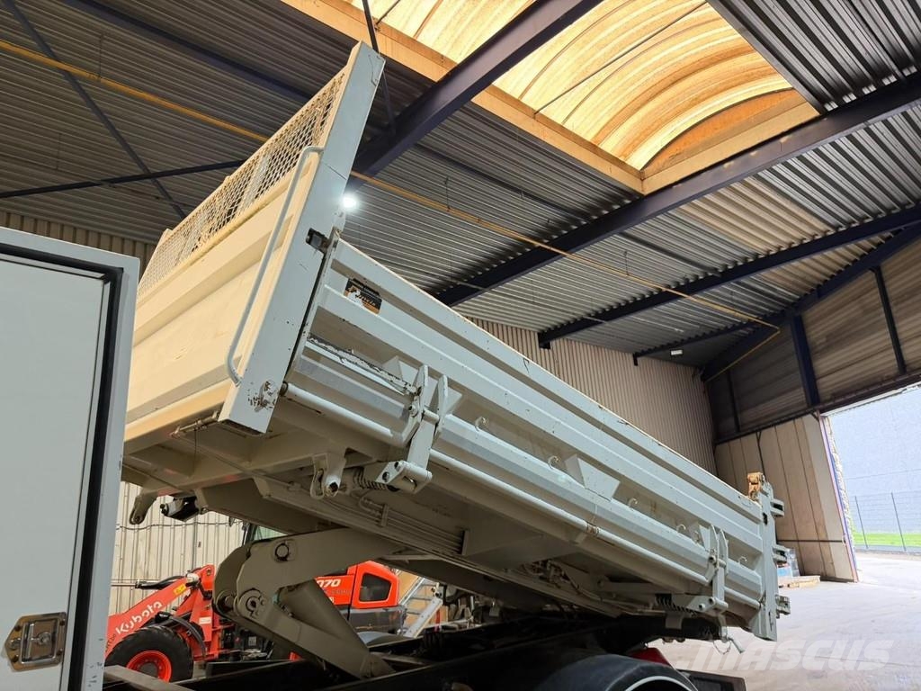 Volvo FMX 370 4x2 - 3-WAY TIPPER / 3 SEITEN KIPPER / TRI Tipper trucks