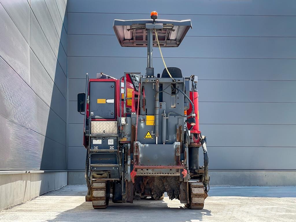 Wirtgen W 100 FI Asfalta dzesēšanas iekārtas