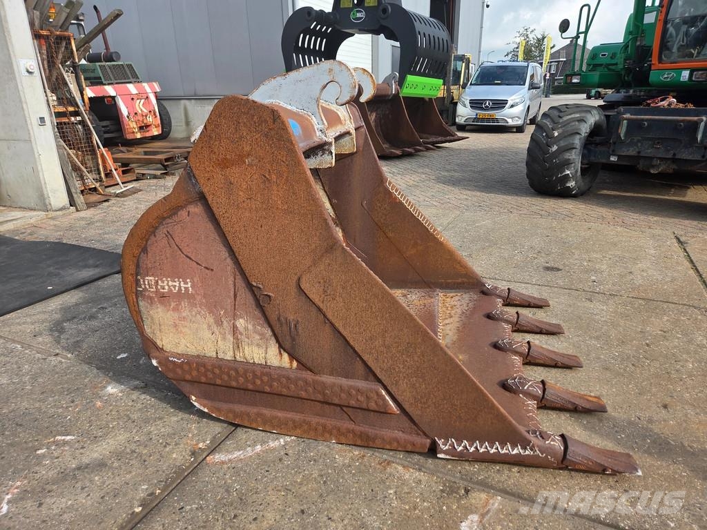  3X CW30/40 zware dieplepel met tanden Bakken