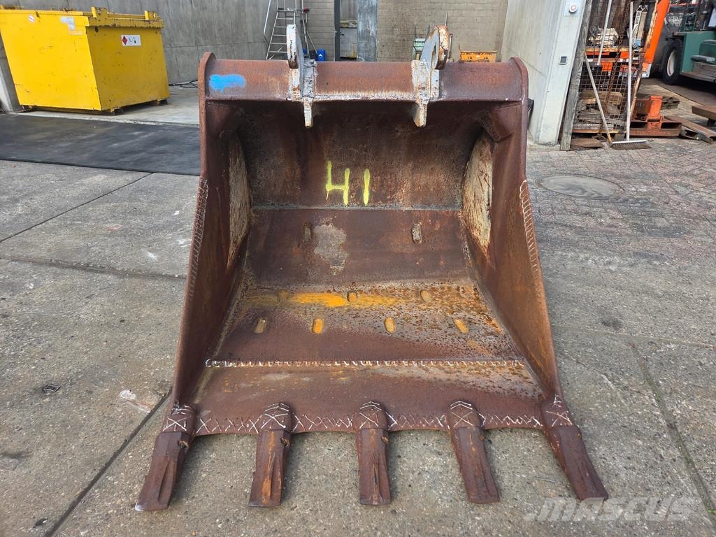  3X CW30/40 zware dieplepel met tanden Bakken