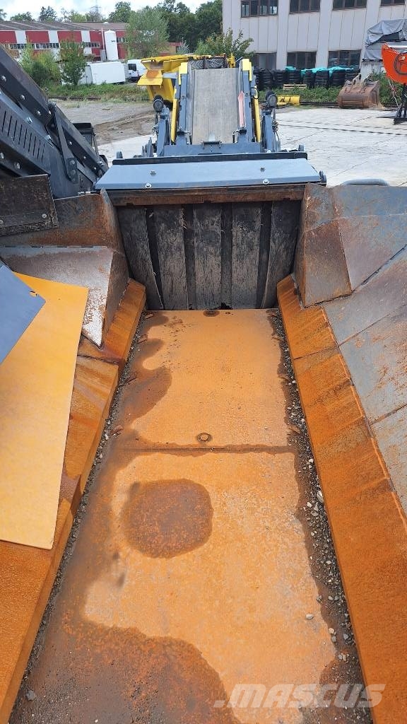 Keestrack R3e Mobilie drupinātāji