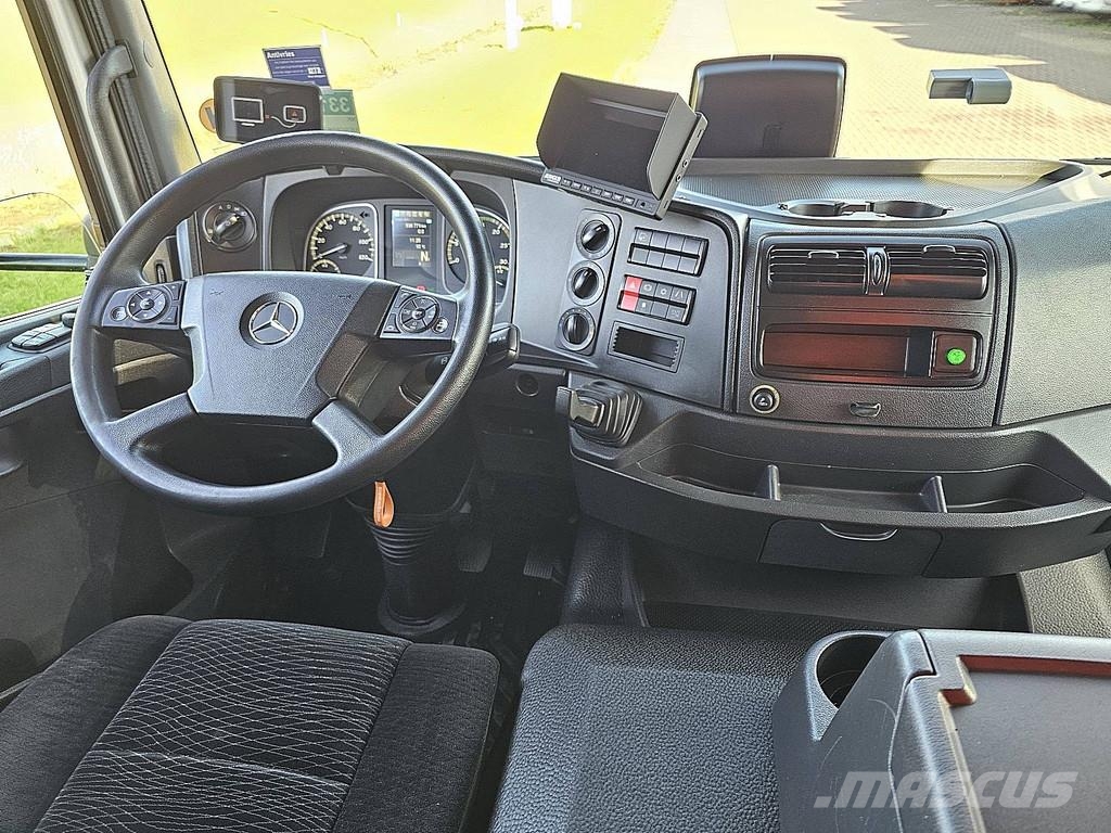 Mercedes-Benz ATEGO 1230 AIRCO WB 536 LIFT Box body trucks