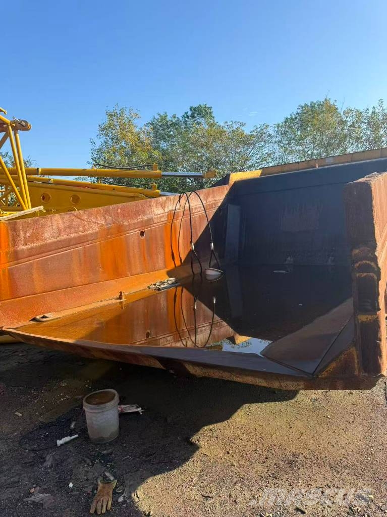 CAT 773F Maansiirtoautot