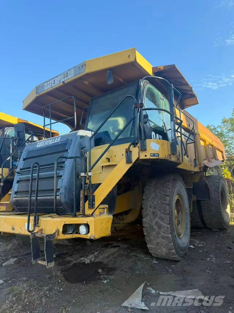 CAT 773F Maansiirtoautot