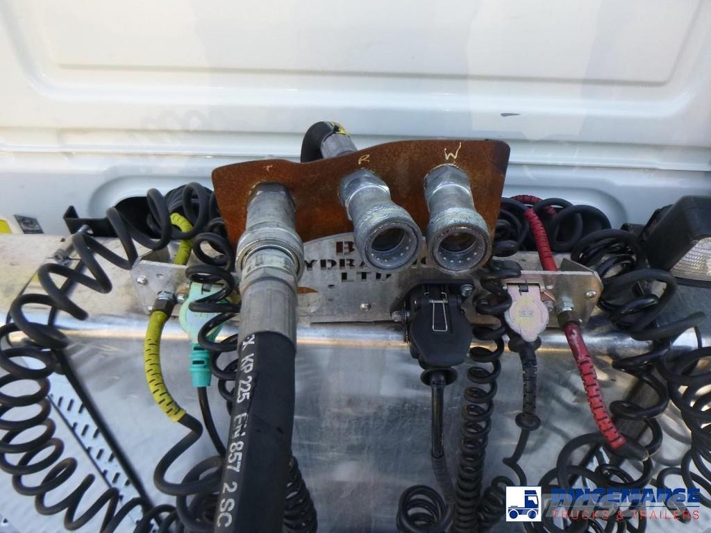 DAF XF 460 6X2 Euro 6 RHD + Hydraulics Τράκτορες
