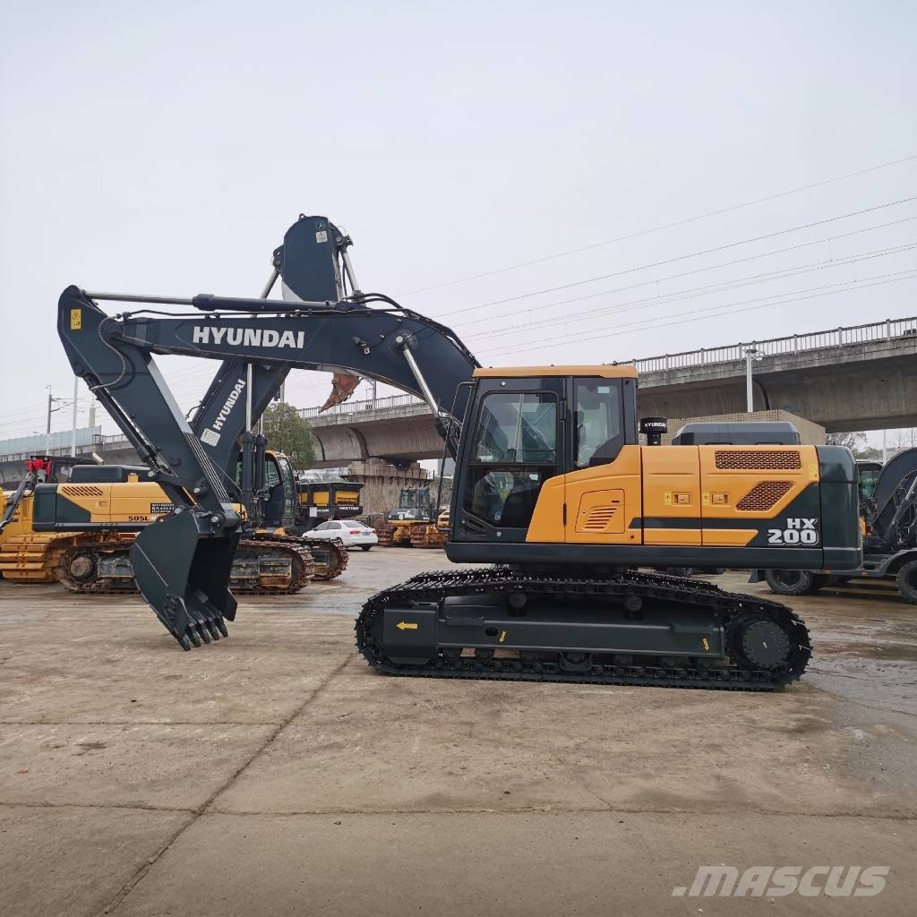 Hyundai HX200 Гусеничні екскаватори