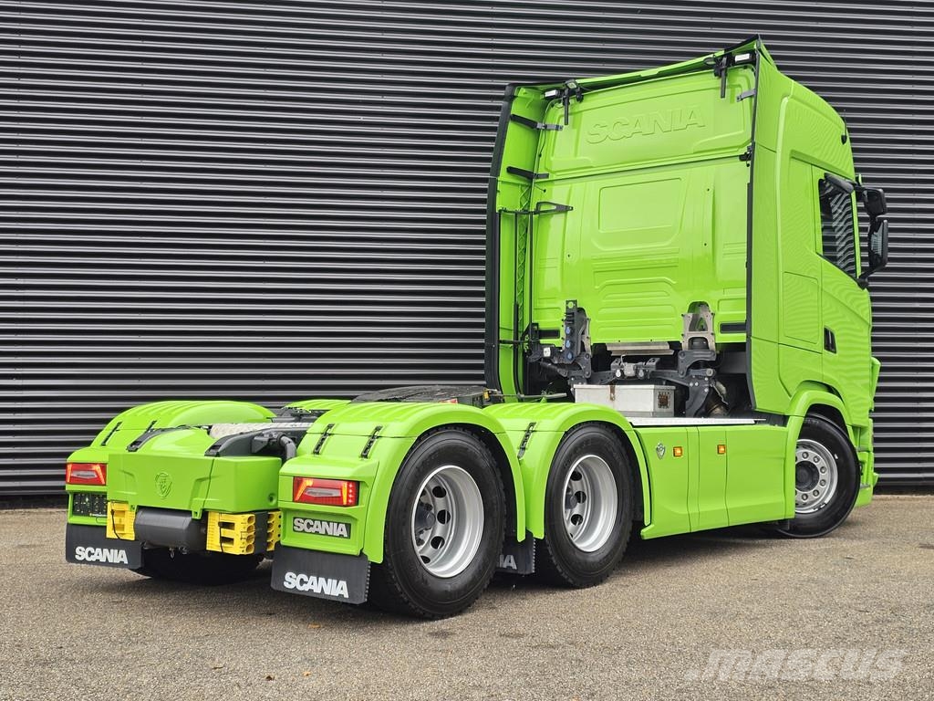Scania S770 V8 / 6X4 / FULL AIR / RETARDER Trekkers
