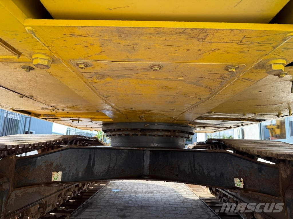 Komatsu PC 210 LC-11 - PC210 - PC 210 LC-11E0 Bageri guseničari