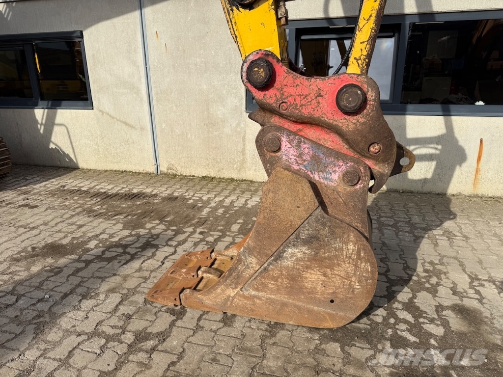 Komatsu PC 210 LC-11 - PC210 - PC 210 LC-11E0 Bageri guseničari